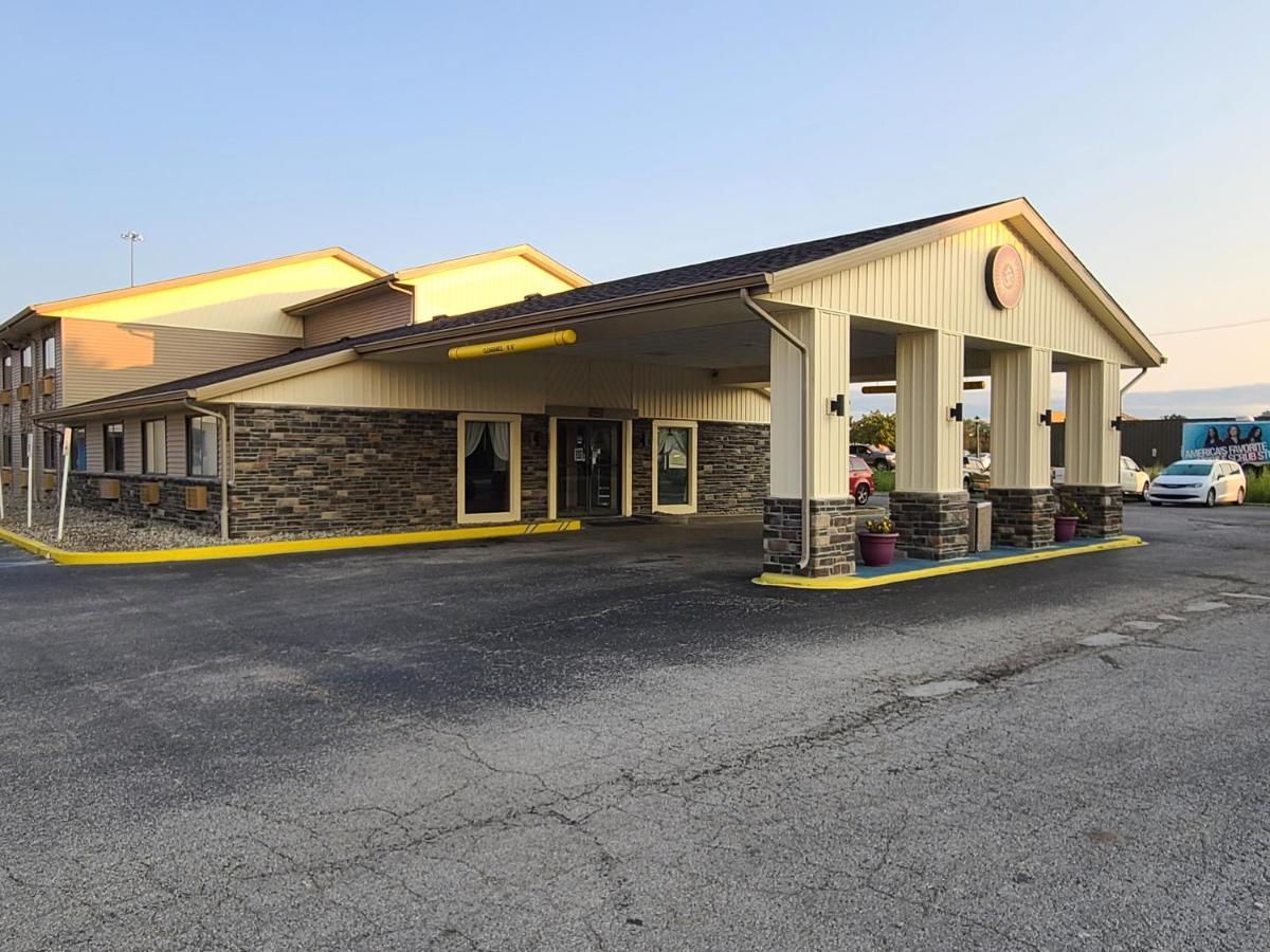 Baymont By Wyndham Perrysburg-Toledo Hotel Exterior photo