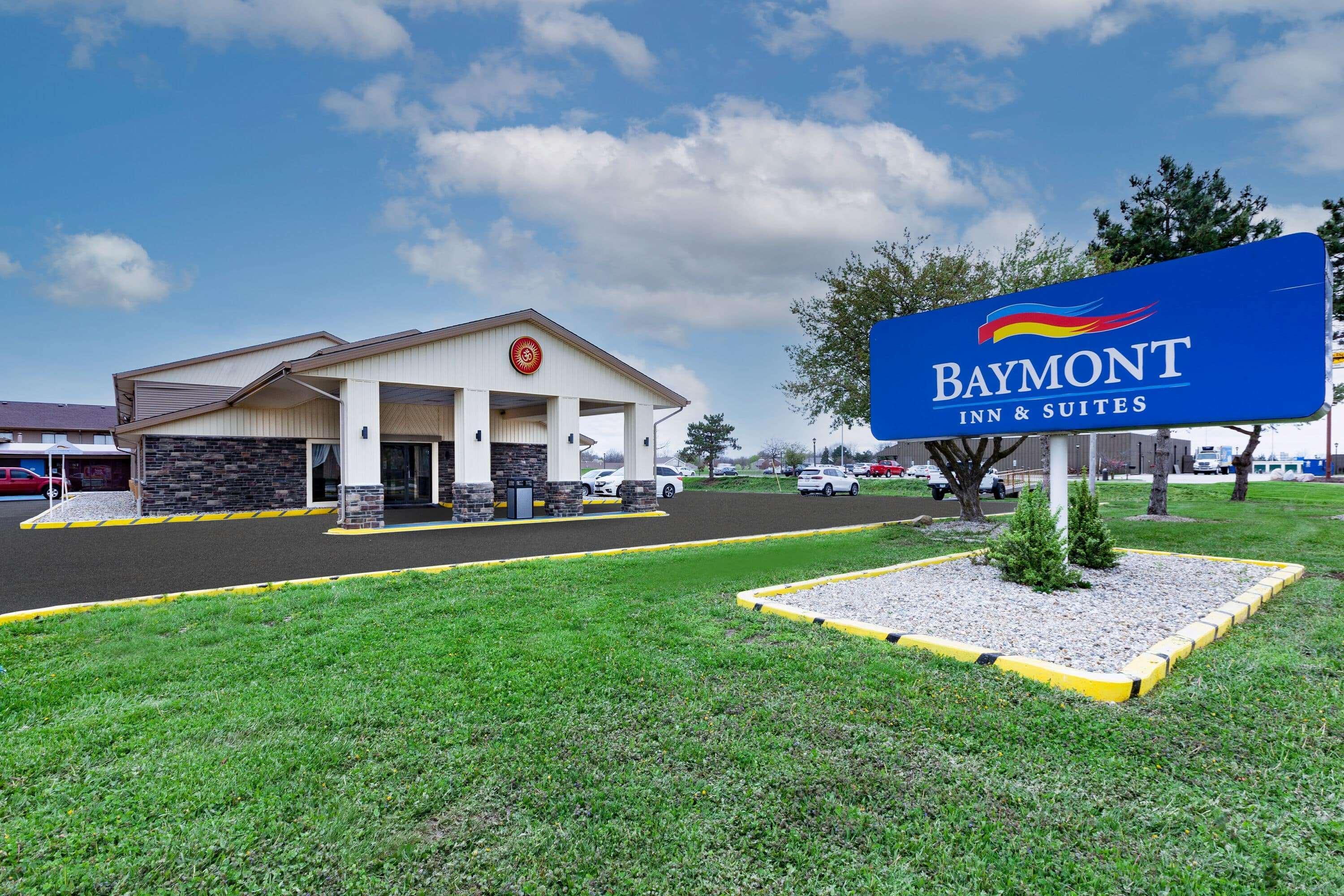 Baymont By Wyndham Perrysburg-Toledo Hotel Exterior photo