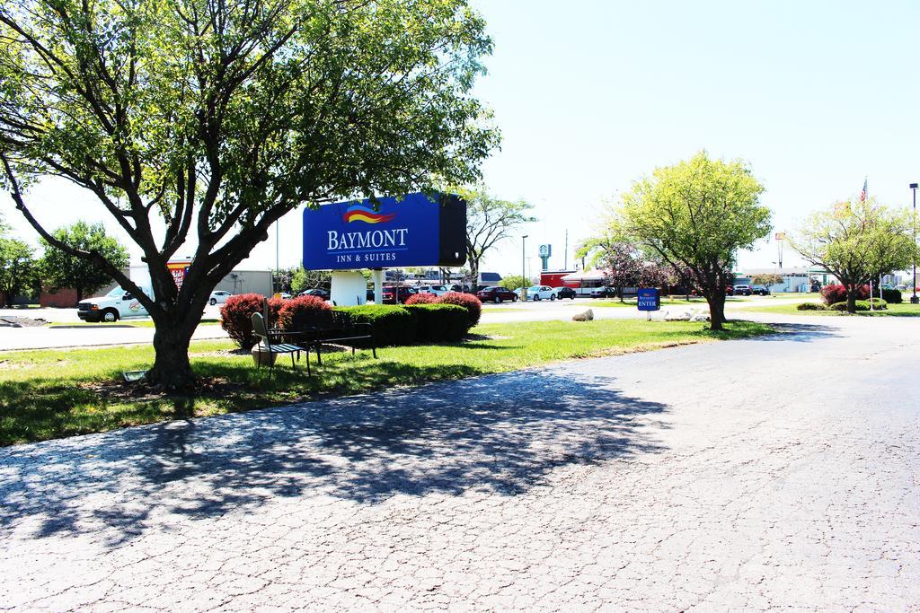 Baymont By Wyndham Perrysburg-Toledo Hotel Exterior photo